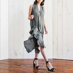 7115 by Szeki Oragami Dress, Size M